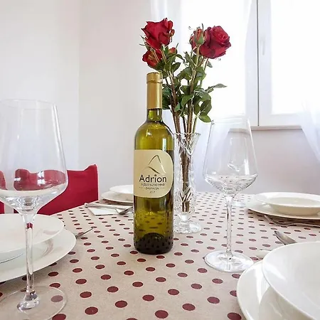 Apartamento Andrea I Toni Makarska